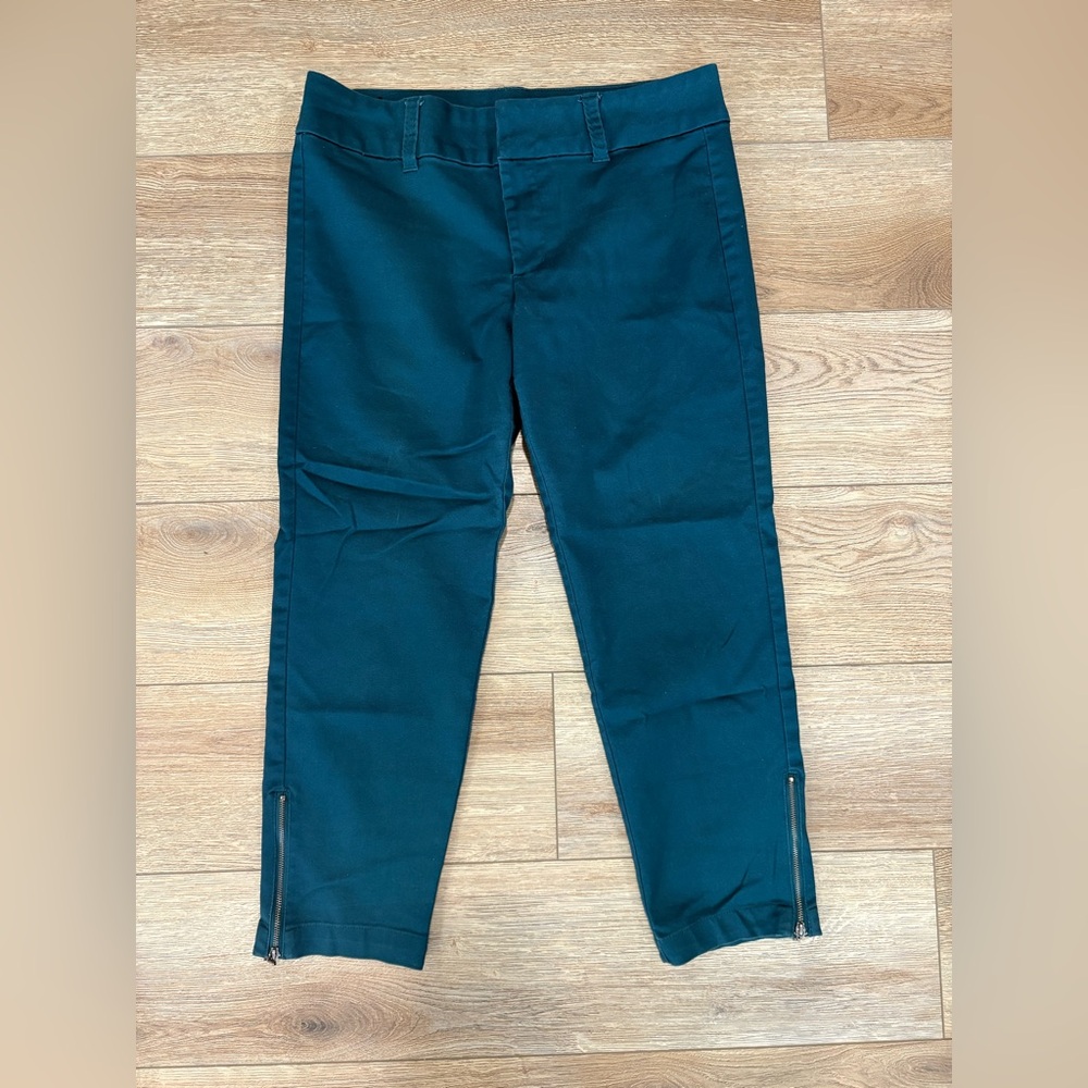 Tinsel Teal Capri with Zippers Pants
